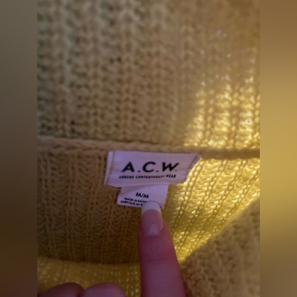 💛 Turtleneck yellow 💛 - Picture 3 of 3